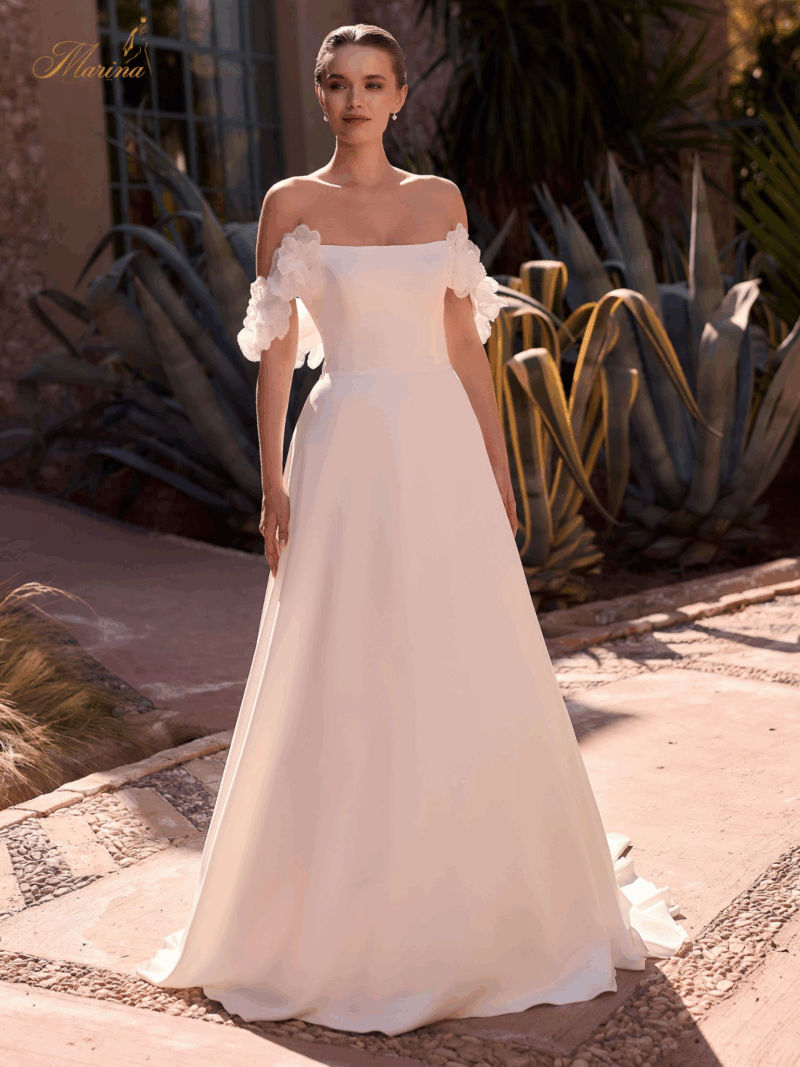 robe prestige, col bateau en fleurs